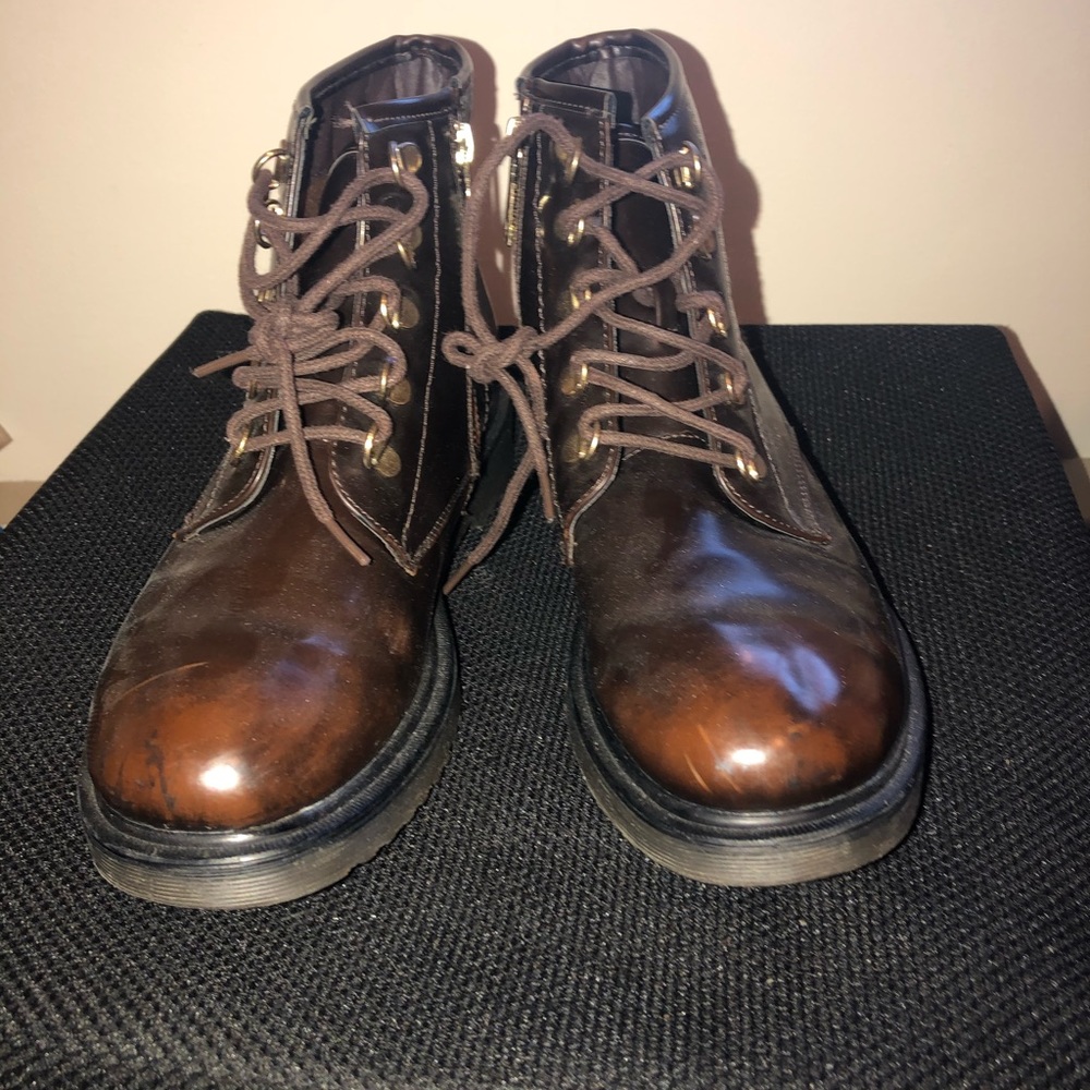 Alpina leather combat boots